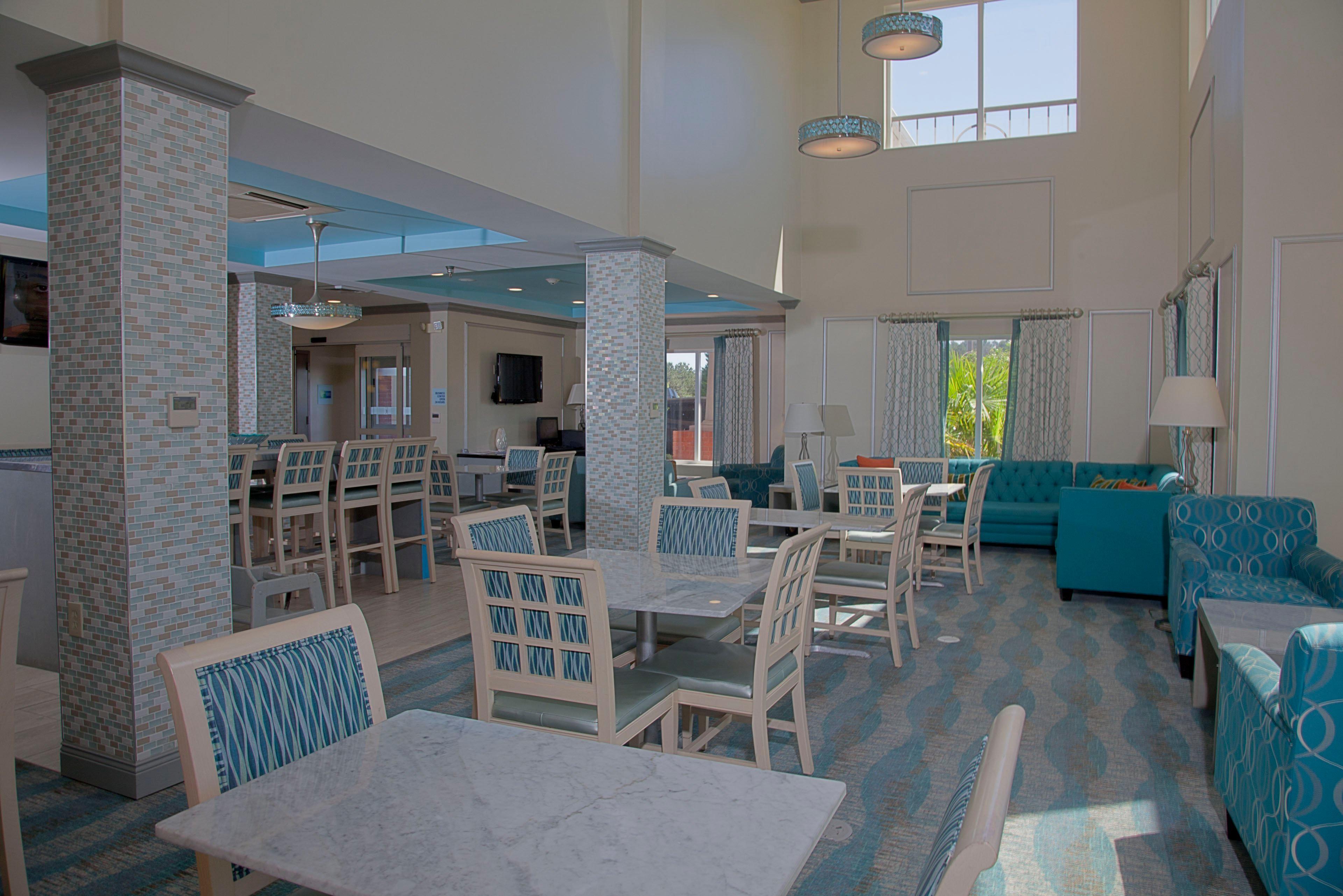 Holiday Inn Express & Suites Brookhaven By Ihg Exterior foto
