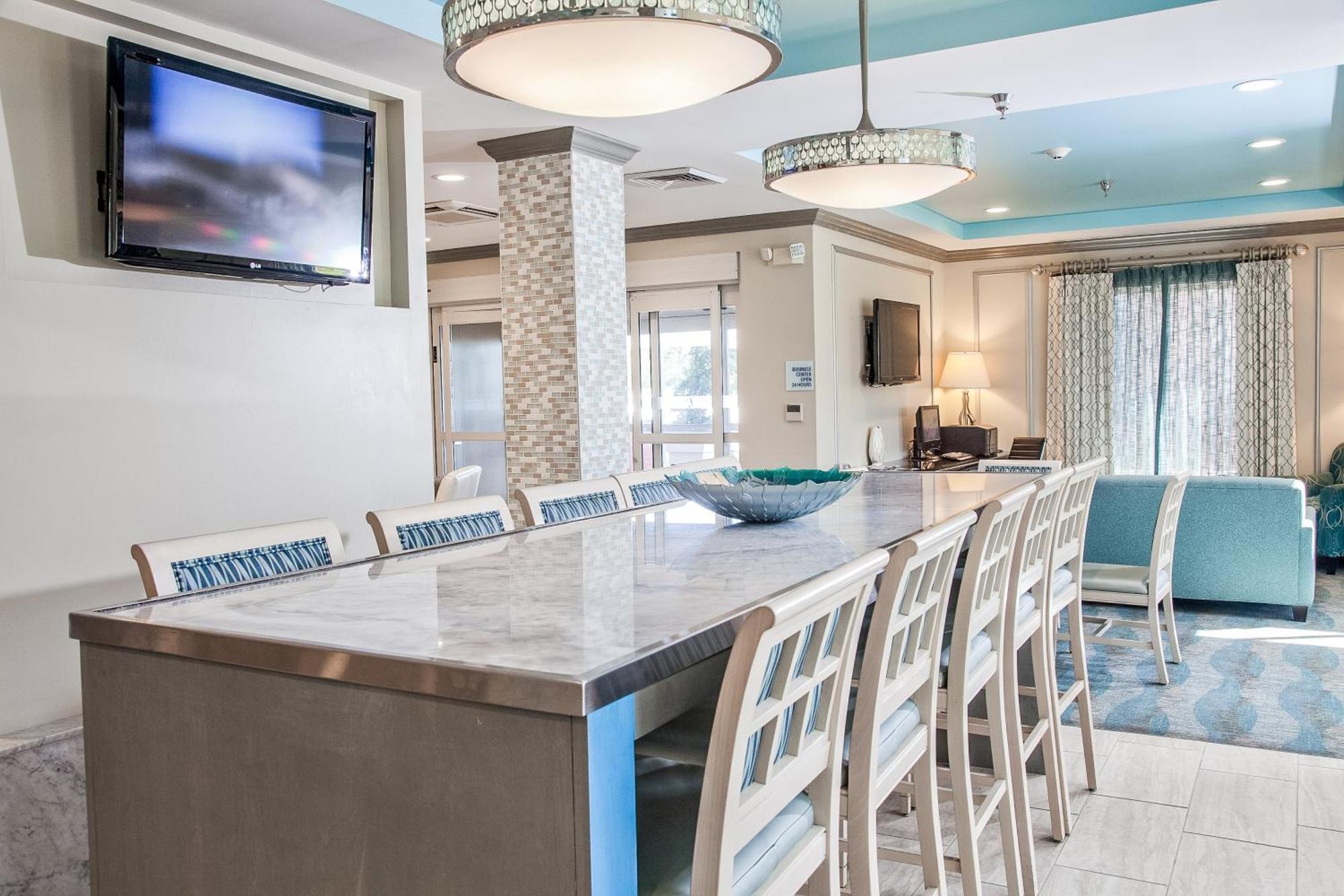 Holiday Inn Express & Suites Brookhaven By Ihg Exterior foto